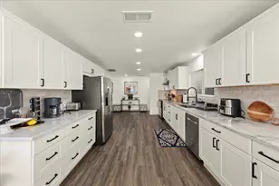 2180 Patton Ave, Napa, CA 94559 - Photo 13