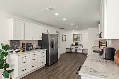 2180 Patton Ave, Napa, CA 94559 - Photo 9