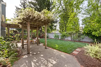 928 Knightsbridge Ln, Redwood City, CA 94061 - Photo 43