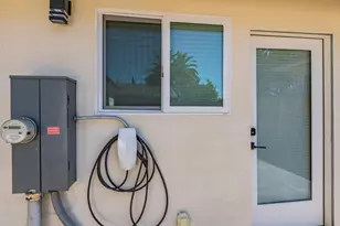 225 S Mathilda Ave, Sunnyvale, CA 94086 - Photo 25