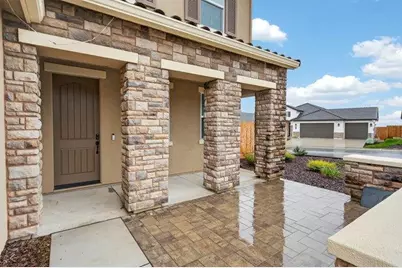 1096 Wildrose Dr, Hollister, CA 95023 - Photo 7