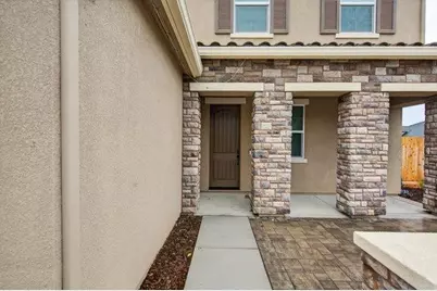 1096 Wildrose Dr, Hollister, CA 95023 - Photo 5