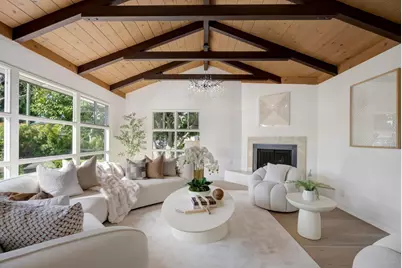 121 Lois Ln, Palo Alto, CA 94303 - Photo 19