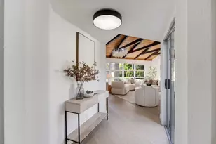 121 Lois Ln, Palo Alto, CA 94303 - Photo 27