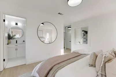 121 Lois Ln, Palo Alto, CA 94303 - Photo 31