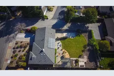107 Linden St, Santa Cruz, CA 95062 - Photo 29