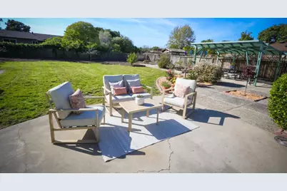 107 Linden St, Santa Cruz, CA 95062 - Photo 11