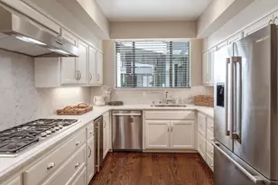 10 Mansion Ct 713, Menlo Park, CA 94025 - Photo 13