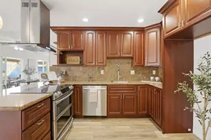 1992 Uphall Ct, San Jose, CA 95121 - Photo 7