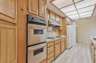 555 Laurel Ave 415, San Mateo, CA 94401 - Photo 19