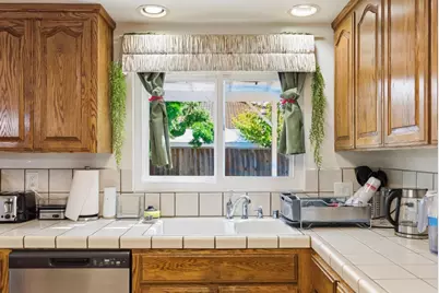 19170 Tilson Ave, Cupertino, CA 95014 - Photo 17