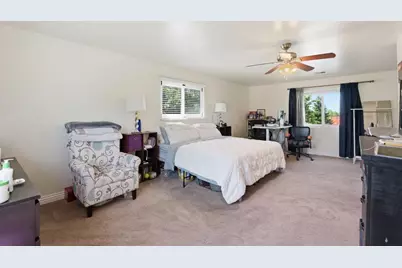 19170 Tilson Ave, Cupertino, CA 95014 - Photo 31