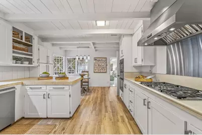 25905 Junipero Ave, Carmel, CA 93923 - Photo 27