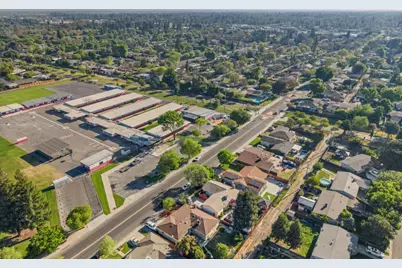 816 Bowen Ave, Modesto, CA 95350 - Photo 33
