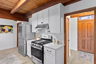 688 Calabasas Rd, Watsonville, CA 95076 - Photo 23