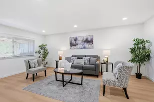 5054 Cribari Vale, San Jose, CA 95135 - Photo 5