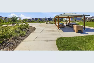 12185 Coal Creek Way, Rancho Cordova, CA 95742 - Photo 31