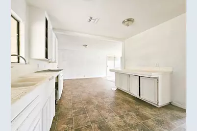 2416 Roble Ave, Modesto, CA 95354 - Photo 9