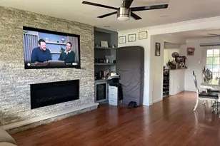 3223 Spring St, Redwood City, CA 94063 - Photo 3