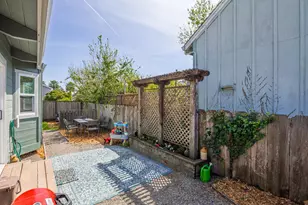 620 Sumner, Santa Cruz, CA 95062 - Photo 27