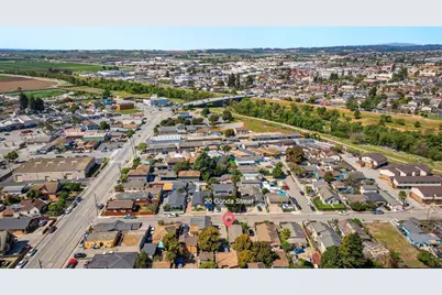 20 Gonda St, Royal Oaks, CA 95076 - Photo 17