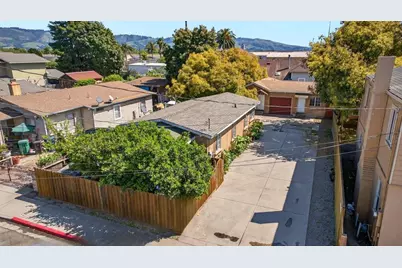 20 Gonda St, Royal Oaks, CA 95076 - Photo 1