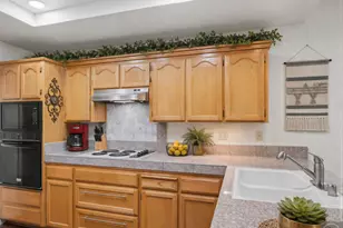 7774 Beltane Dr, San Jose, CA 95135 - Photo 11