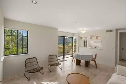 121 Quail Run Ct, Del Rey Oaks, CA 93940 - Photo 9