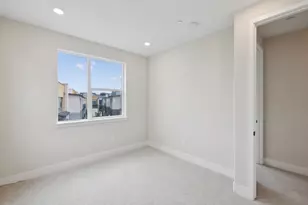 2324 Red Oak Ct, San Mateo, CA 94403 - Photo 69