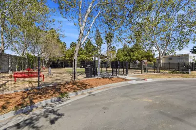 6121 Lambeck Ln, San Jose, CA 95119 - Photo 17