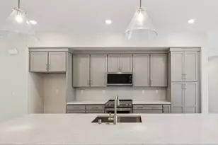 2737 Tiburon St, San Mateo, CA 94403 - Photo 19