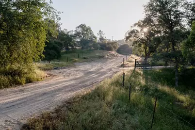13804205 Pennyroyal Ln, Prather, CA 93651 - Photo 7