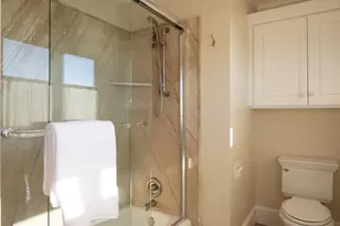 1051 Ocean View Blvd, Pacific Grove, CA 93950 - Photo 37