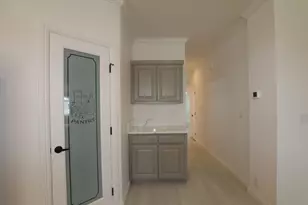 406 Los Encinos Ave 406, San Jose, CA 95134 - Photo 17