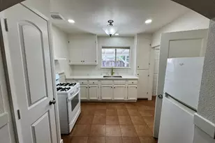 961 S 7th St 959, San Jose, CA 95112 - Photo 11