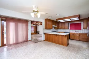 1774 Chevalier Dr, San Jose, CA 95124 - Photo 3