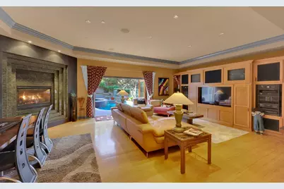 8451 Goldenrod Cir, Gilroy, CA 95020 - Photo 29