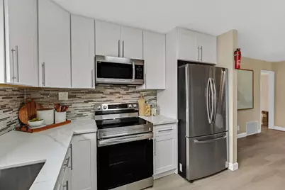 756 Santa Christina Ct, Sunnyvale, CA 94085 - Photo 17