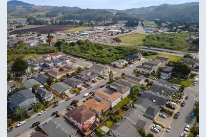 470 Willow Ave, Half Moon Bay, CA 94019 - Photo 17