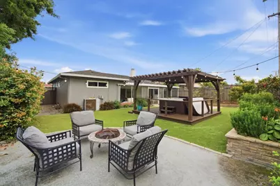 5261 Garwood Dr, San Jose, CA 95118 - Photo 17