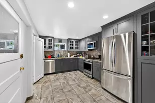 410 Pine Ave, Pacific Grove, CA 93950 - Photo 37