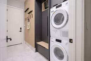 1027 Waverley St, Palo Alto, CA 94301 - Photo 35