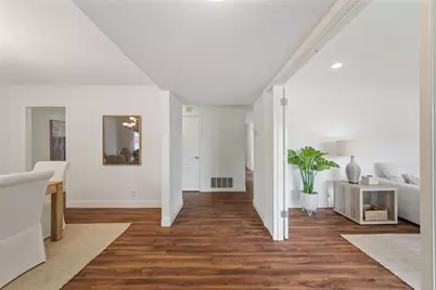 702 Royal Glen Dr, San Jose, CA 95133 - Photo 3