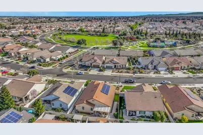 1467 Chestnut Hill Dr, Manteca, CA 95336 - Photo 37