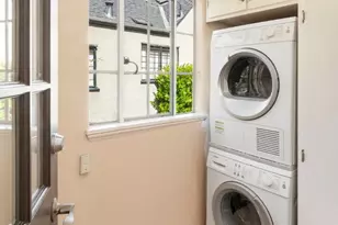 2110 Bowdoin St, Palo Alto, CA 94306 - Photo 11