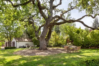 2110 Bowdoin St, Palo Alto, CA 94306 - Photo 15