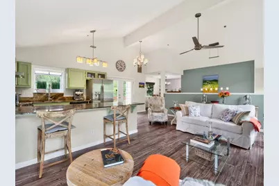 888 Bonita Dr, Aptos, CA 95003 - Photo 9