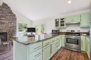 888 Bonita Dr, Aptos, CA 95003 - Photo 7