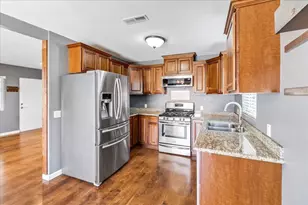 570 Casanova Ave, Monterey, CA 93940 - Photo 5