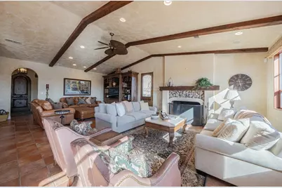 8730 Bluff Ct, Bradley, CA 93426 - Photo 9